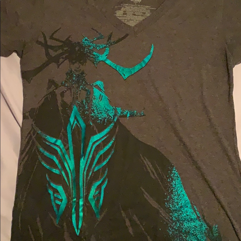 Thor Ragnorak Marvel v-neck short sleeve shirt